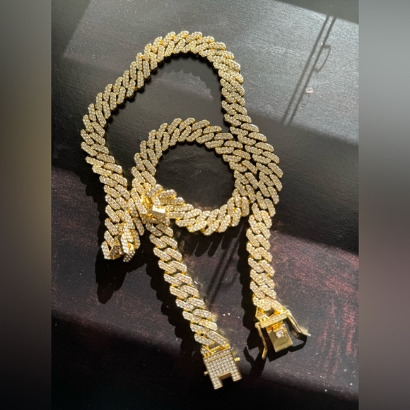 CUBAN LINK MEN’S CHAIN 24INCH - Picture 2 of 5